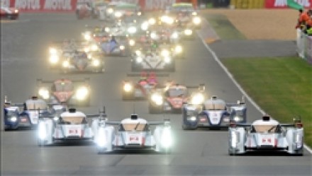 Le Mans, diluvio sulla 24 ore